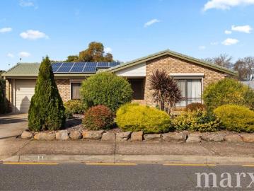 Comfortable Living in the Heart of Angaston