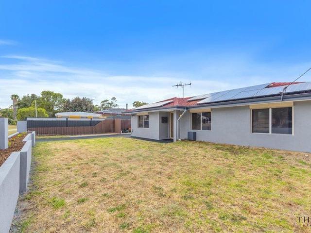COMFORTABLE LIVING IN THE HEART OF ARMADALE