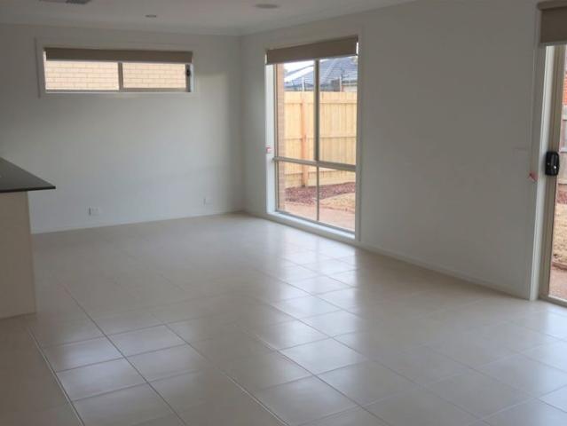 Comfortable Living in the Heart of Doreen