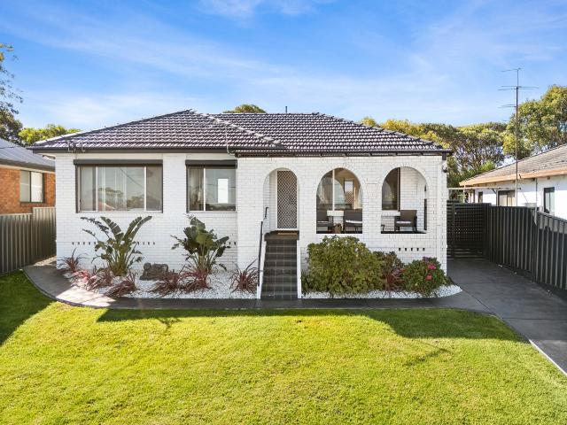COMFORTABLE LIVING IN THE HEART OF WARRAWONG