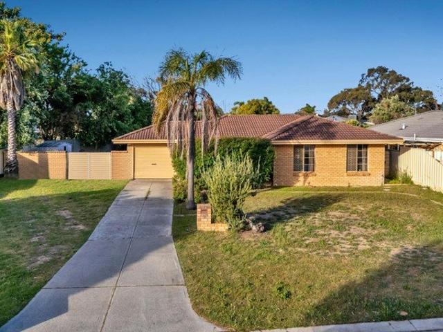 Comfortable Living with a Spacious Backyard