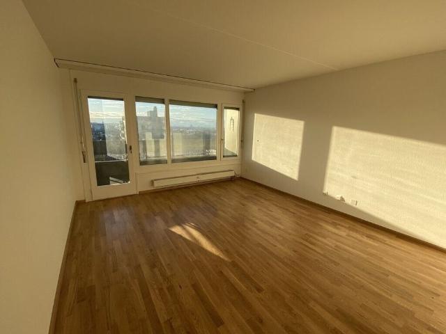 Comfortable living with a view of the greenery