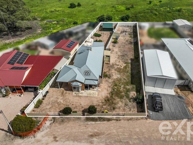 Comfortable Living with Land and Potential