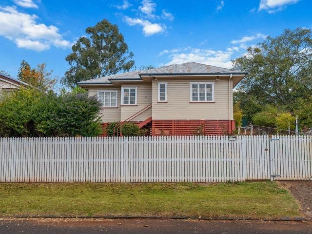 Comfortable Living with Large Backyard in Prime Location