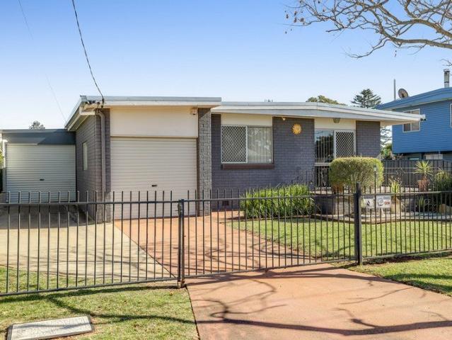Comfortable Living with Outstanding Vehicle Accommodation