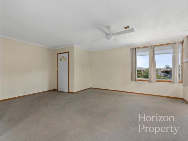 Comfortable Living with Space to Enjoy