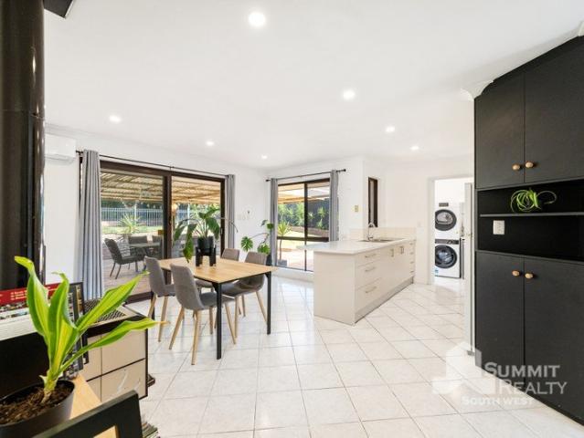 Comfortable Living with Space to Enjoy
