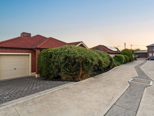 Comfortable Living With Space to Relax & Entertain in Convenient Dernancourt!
