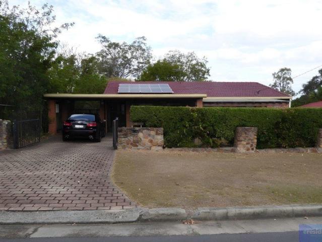 Comfortable Living with Spacious Backyard