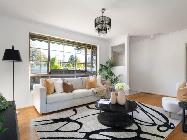 Comfortable & Low Maintenance Living Opposite Templeton Reserve