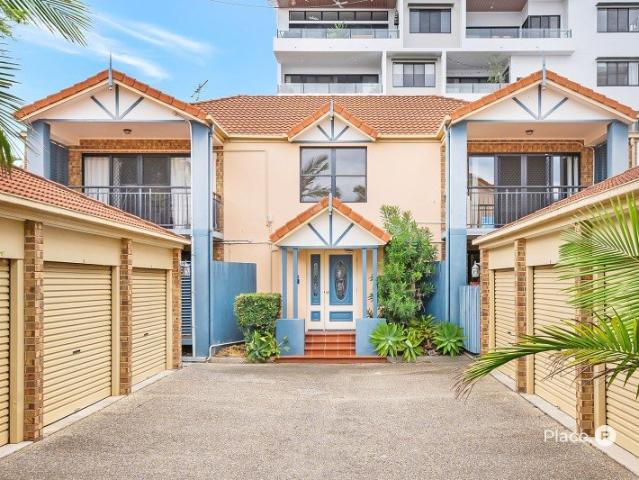Comfortable, Low Maintenance Living in a Convenient Sherwood Location