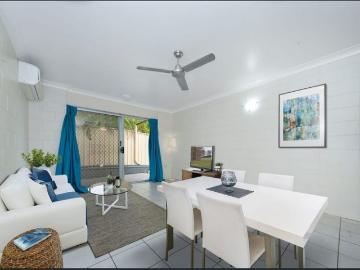 Comfortable, Low Maintenance Living in Central Townsville!
