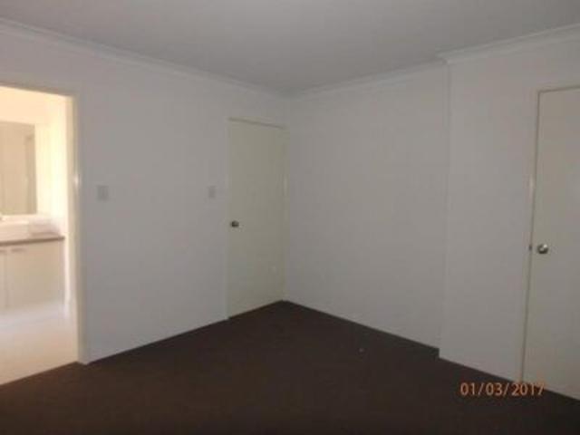 Comfortable, Low Maintenance Living in the Heart of Ellenbrook