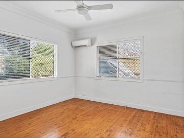 Comfortable & Low Maintenance Living in the Heart of Ormiston