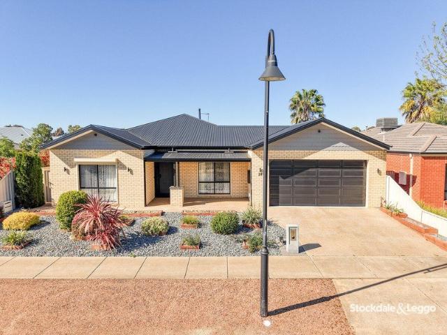 Comfortable, Low Maintenance Living with Plenty to Enjoy