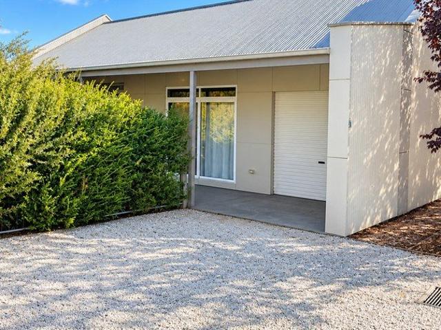 Comfortable & Low Maintenance Three Bedroom Villa