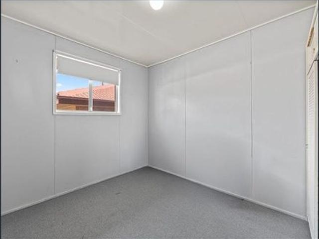 Comfortable Lowset Home in Quiet Kearneys Spring Location