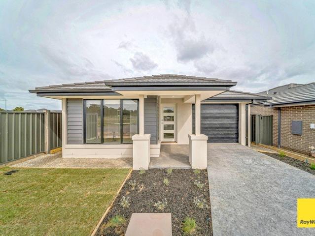 Comfortable & Modern Living in Huntly