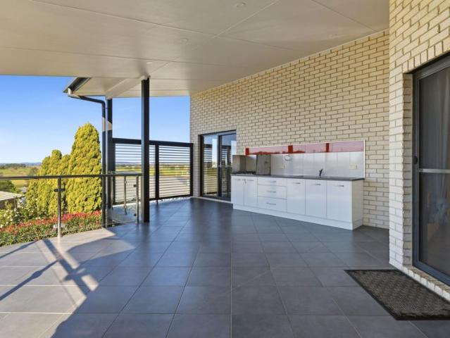 Comfortable modern living in sought after Junction Hill