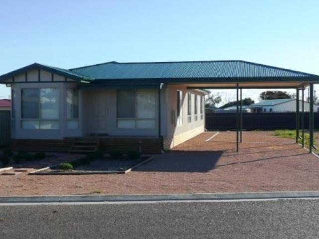 Comfortable, Modern Living This One Won't Last Long!