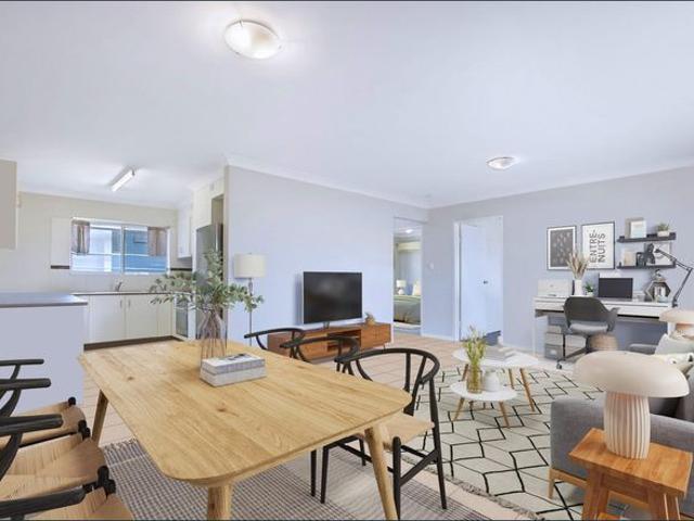 Comfortable Morningside Living with Lock Up Garage