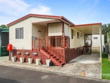 Comfortable & Move In Ready Living in Meander Village 3 Bedroom Home