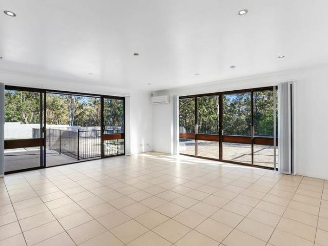 Comfortable new renovated one bedroom and studio for lease