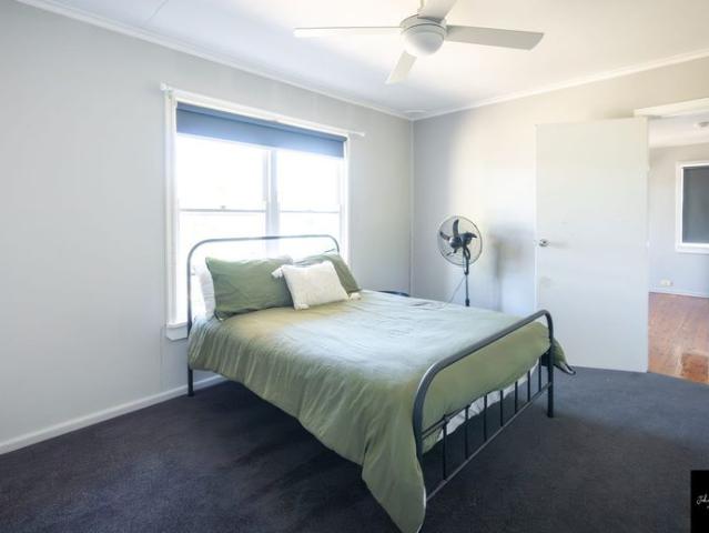 COMFORTABLE ONE BEDROOM FULLY FURNISHED