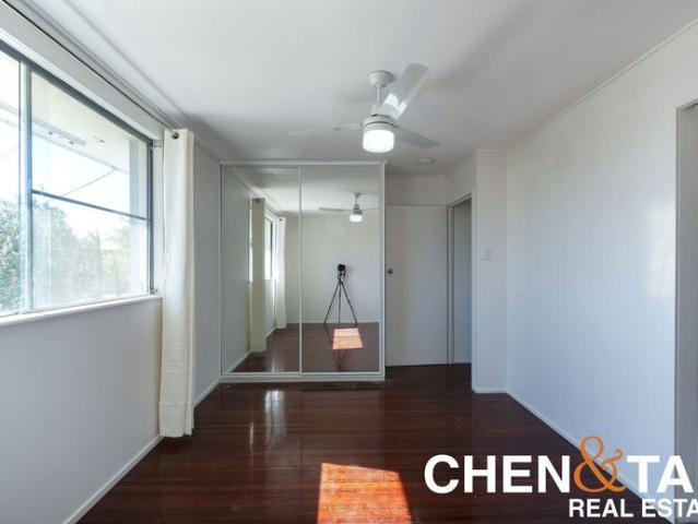 Comfortable One Bedroom Living in Convenient Fairfield