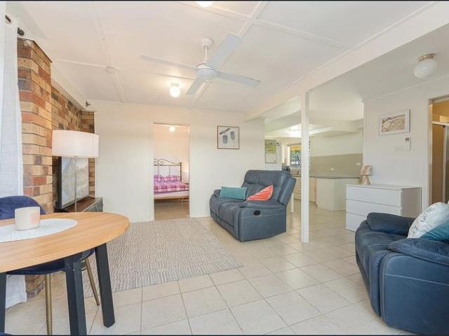Comfortable Open Plan Living with Air Conditioning and Solar Power