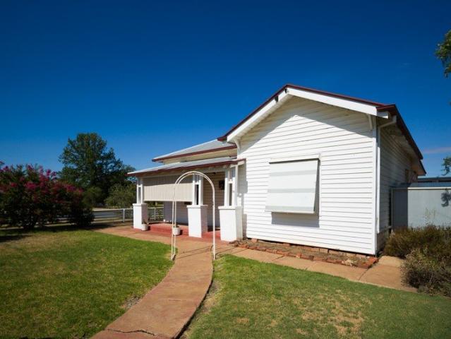 Comfortable Partially Furnished Family Home