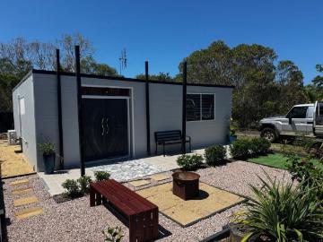 Comfortable & Private Fully Furnished 2 Bedroom Granny Flat