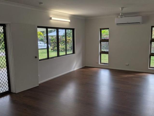 COMFORTABLE & PRIVATE LIVING IN SOUTH ARM DRIVE