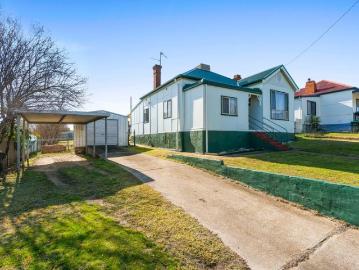 Junee, New South Wales, Marinna - Garden