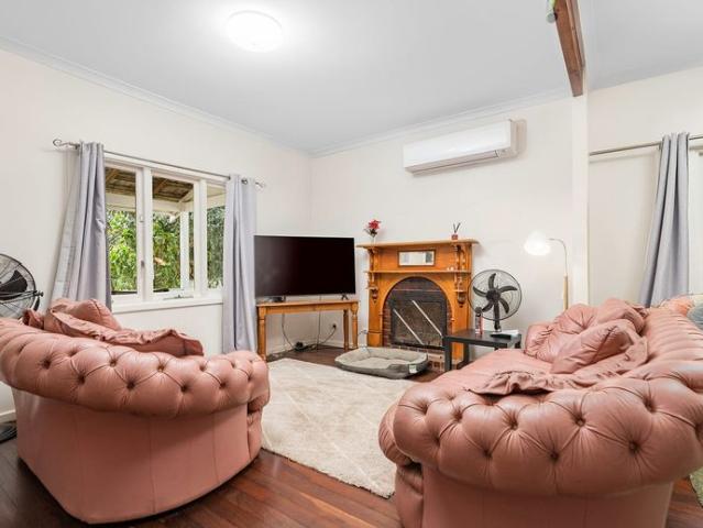 Comfortable Rangeway Home with Great Outdoor Space