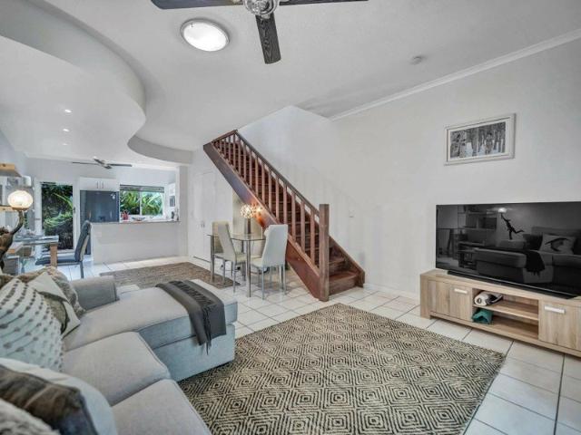 COMFORTABLE RESORT LIVING FULLY FURNISHED