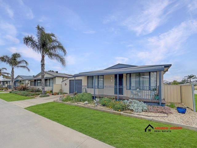 Comfortable Retirement Living in Green Palms