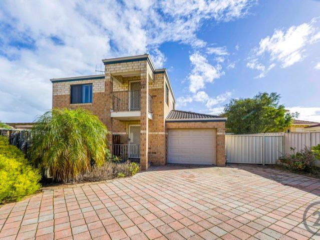 Comfortable & Secure Two Storey Villa