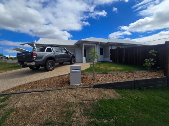 Comfortable Shared Living Ensuite Rooms Available $360 Per Week/ Per Room