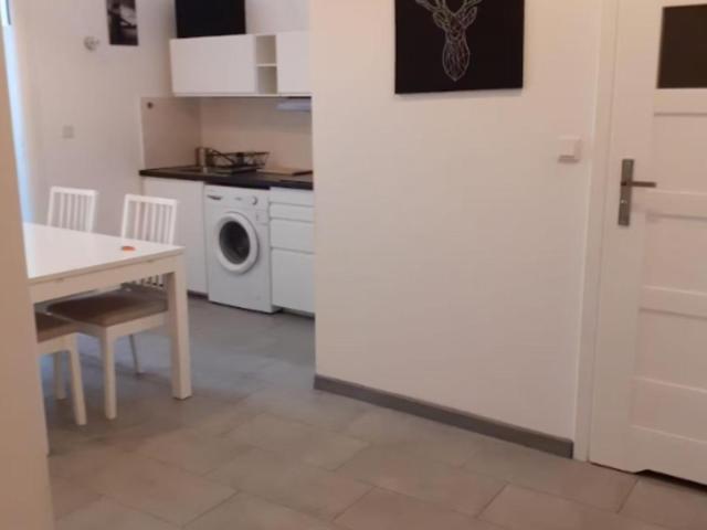 Comfortable single bedroom in well connected Stradom