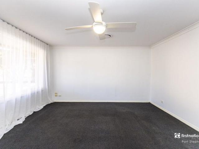 Comfortable Single Level Living in a Peaceful Cul de Sac