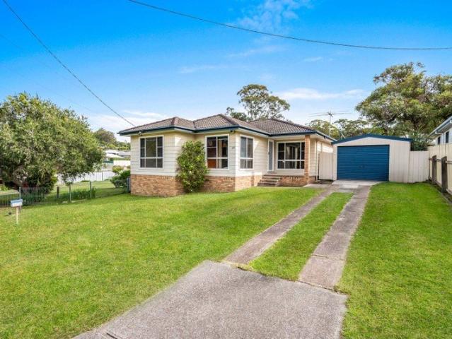Comfortable Single Level Living with Endless Potential