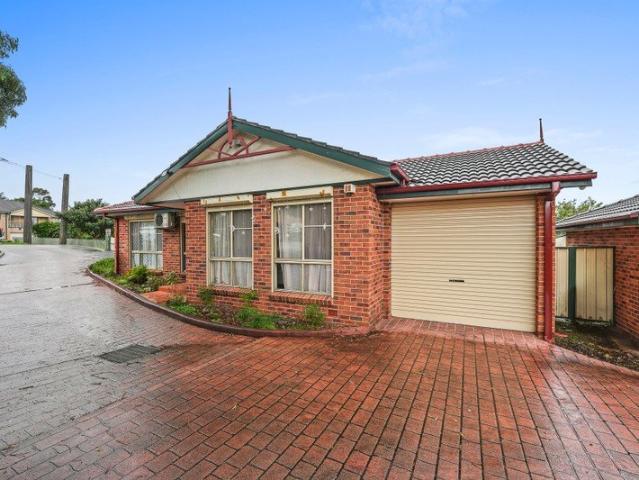 Comfortable Single Level Villa with Generous Outdoor Living