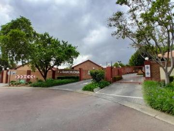 Rooihuiskraal, City of Tshwane Metropolitan Municipality, Gauteng, South Africa
