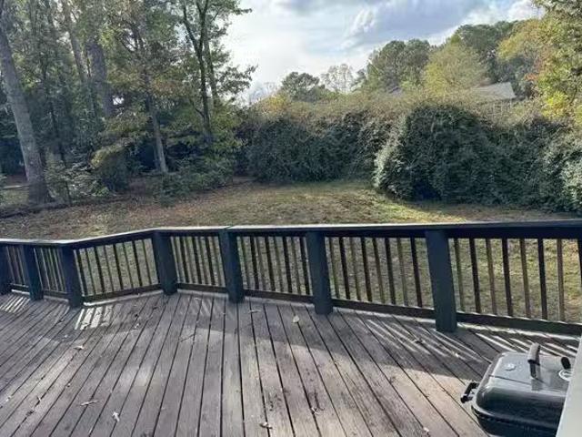 Comfortable & spacious Conyers House with Living room id. 8617