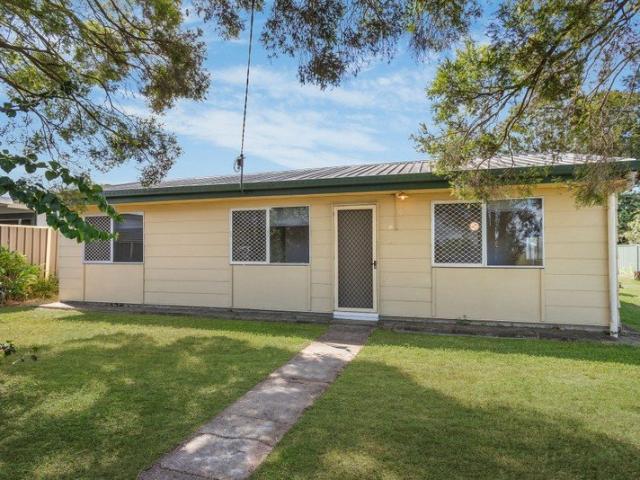 COMFORTABLE STUNNING FAMILY LIVING WITH SPACE, SHEDDING & CONVENIENT WALLOON LOCATION