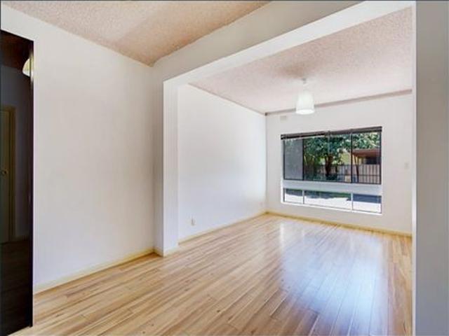 Comfortable, Stylish & Superbly Located – Your Ideal South Plympton Home!
