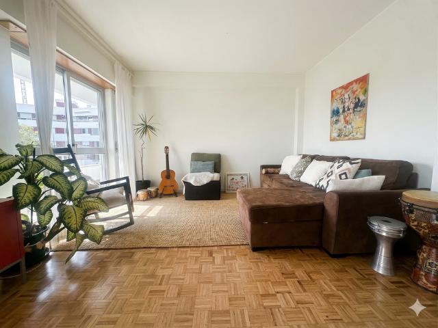 COMFORTABLE SUMMER ESCAPE – CAXIAS, LISBON COAST