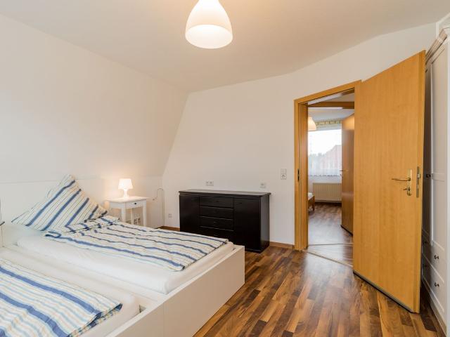 Comfortably furnished detached house in Berlin Biesdorf with south facing garden Berlin Amsterdam Apartments for Rent