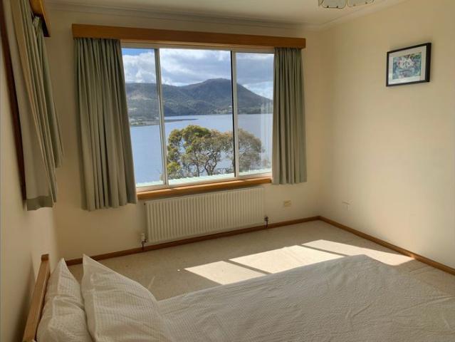 Comfy and cozy one bedroom villa at a handy convenient location